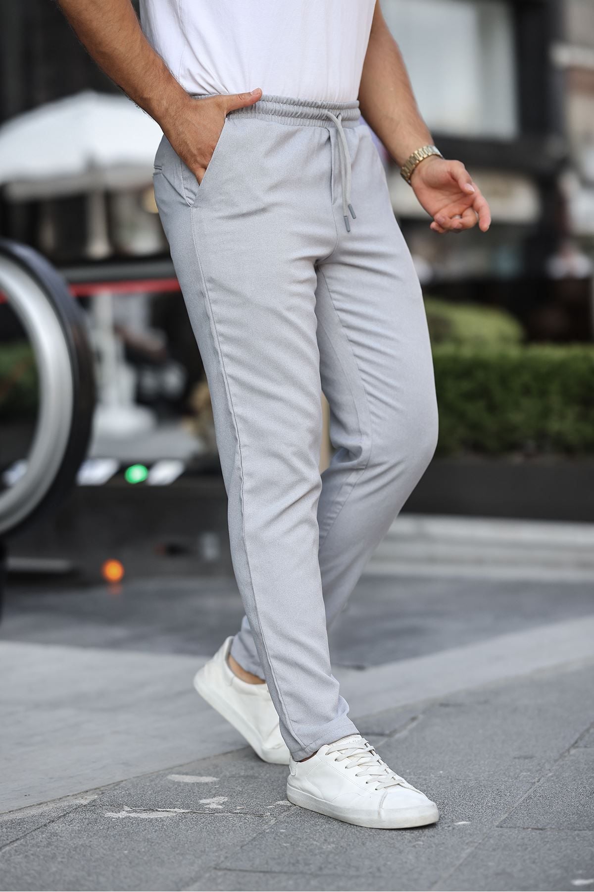 JOGGERS
